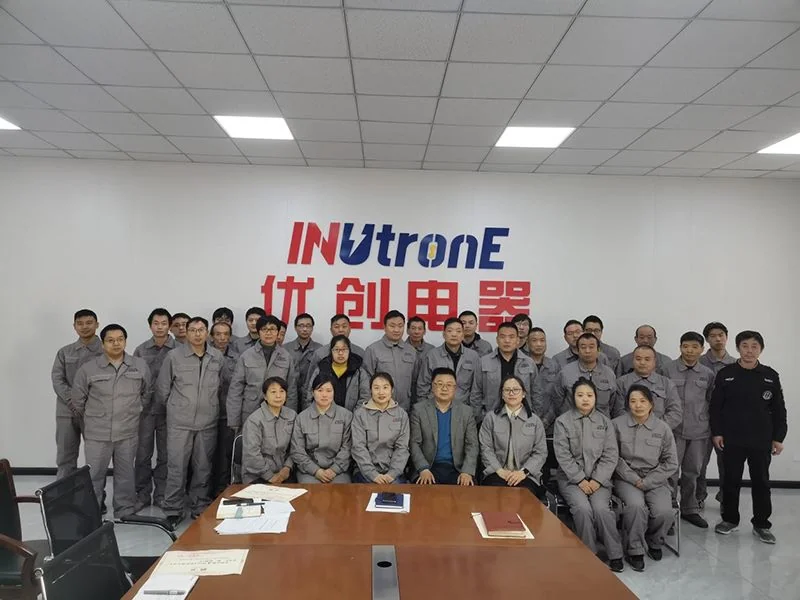 INUtrone team