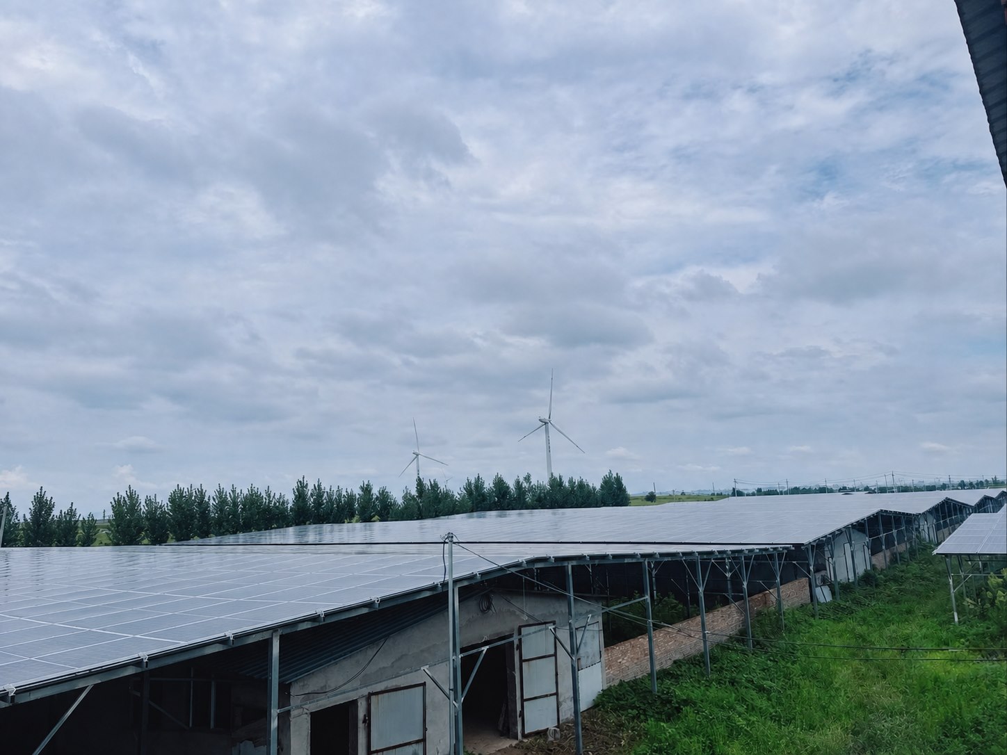 河南省圣润新能源科技有限公司浚县分公司5.8MW屋顶分布式光伏一期项目